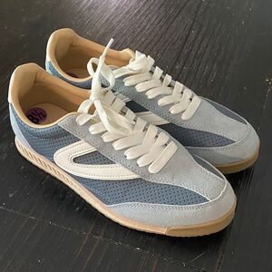 Tretorn Blue and White Women's Sneakers